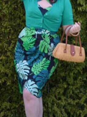 Large NWT Collectif Retro Tropical Tiki Holiday Monstera Pencil Skirt